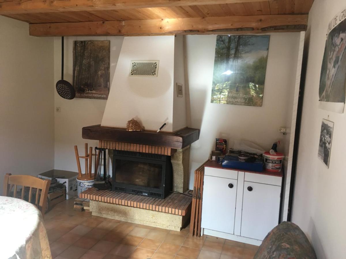 Taussac-la-Billiere Jolie Petite Maison Dans Hameau En Pleine Nature מראה חיצוני תמונה
